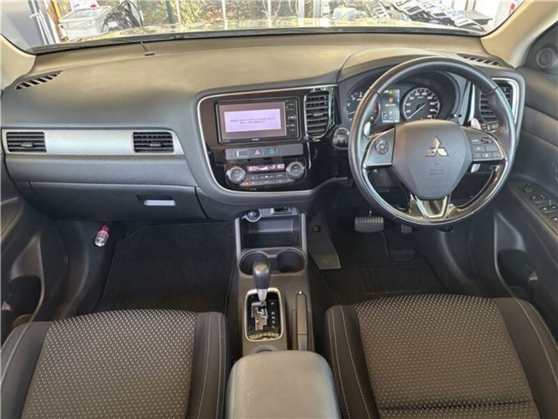 OUTLANDER