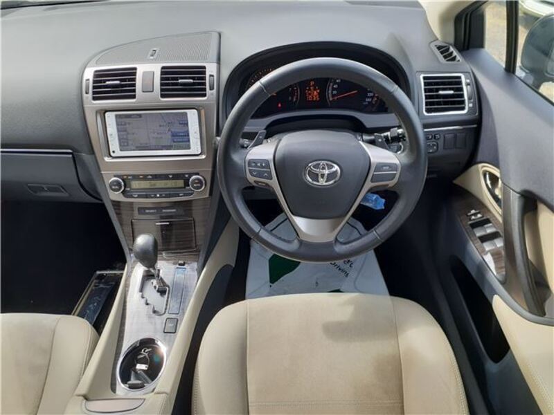 AVENSIS WAGON
