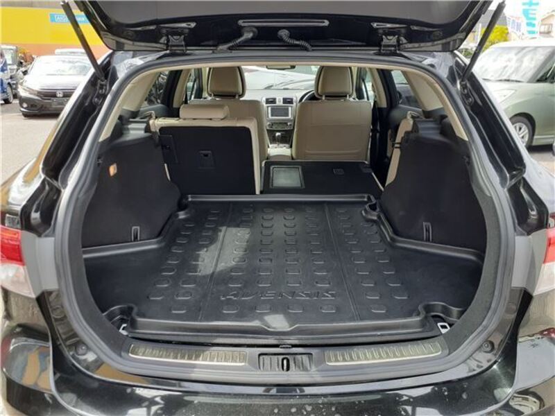 AVENSIS WAGON