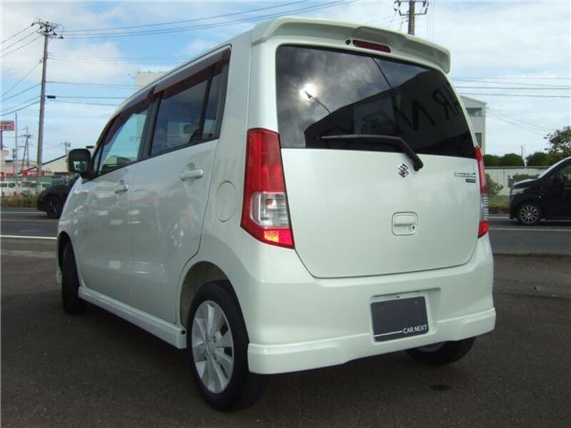 WAGON R