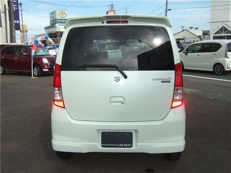 WAGON R