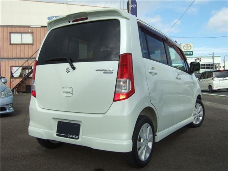 WAGON R