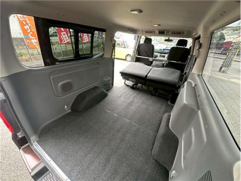 NV350 CARAVAN