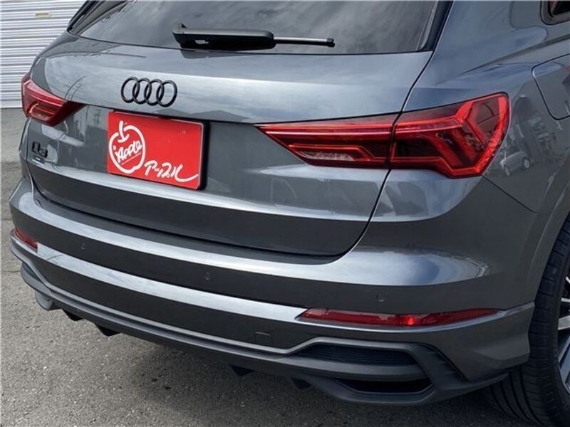 Q3