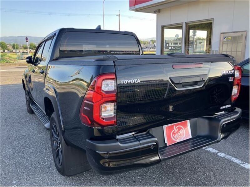 HILUX