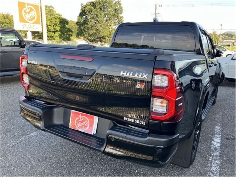 HILUX