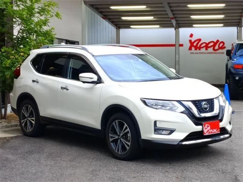 X-TRAIL