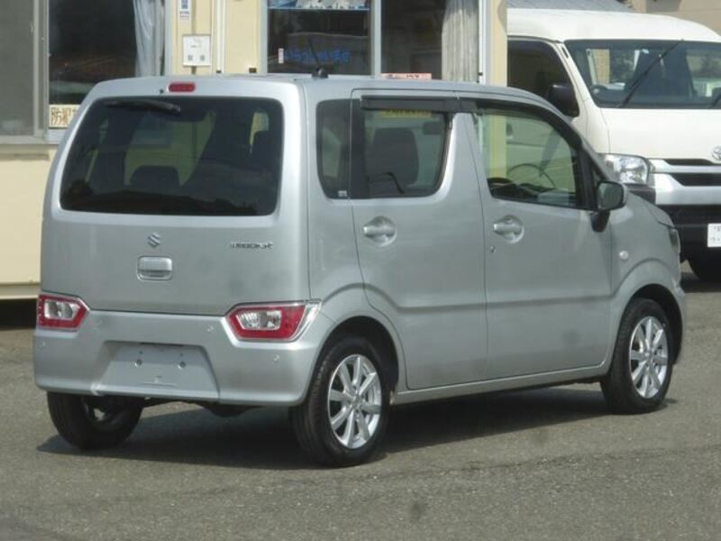 WAGON R