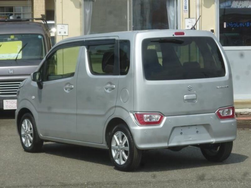 WAGON R