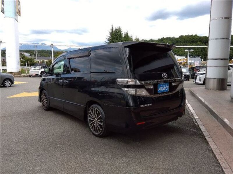 VELLFIRE