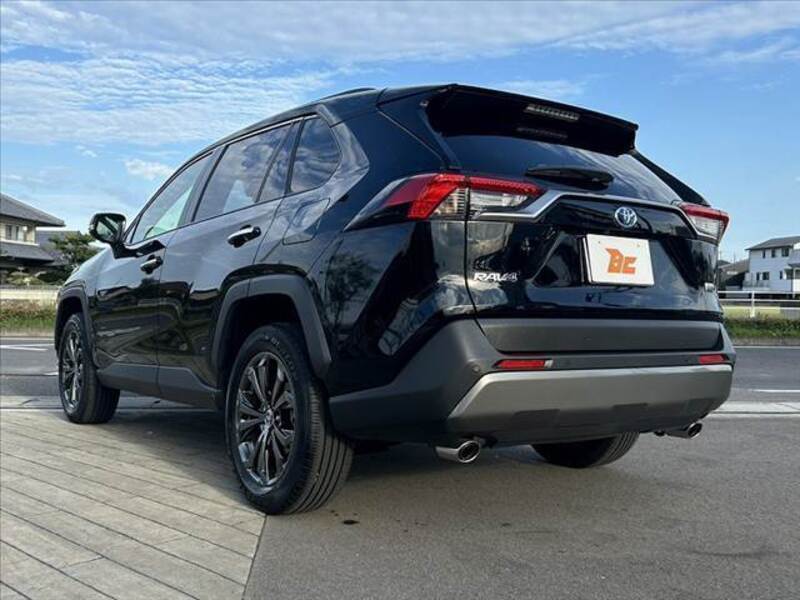 RAV4