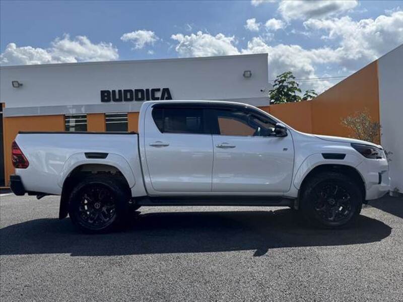 HILUX