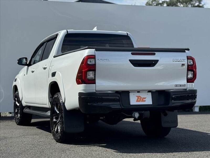 HILUX