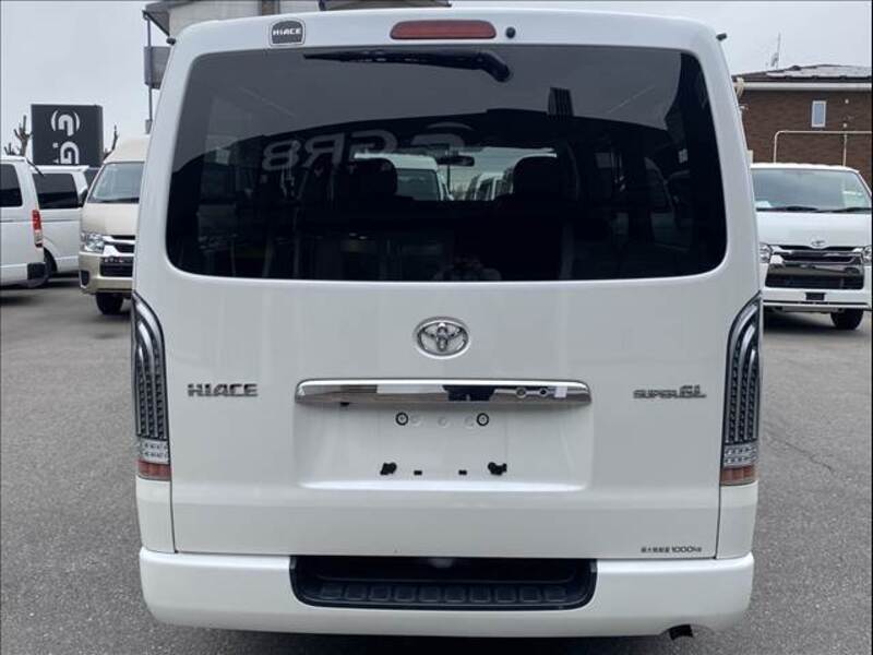 HIACE VAN