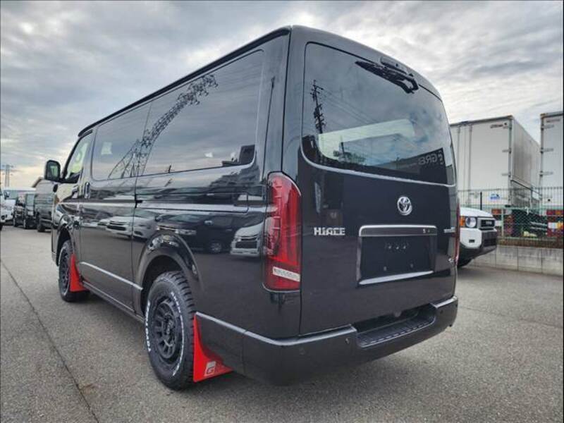 HIACE VAN