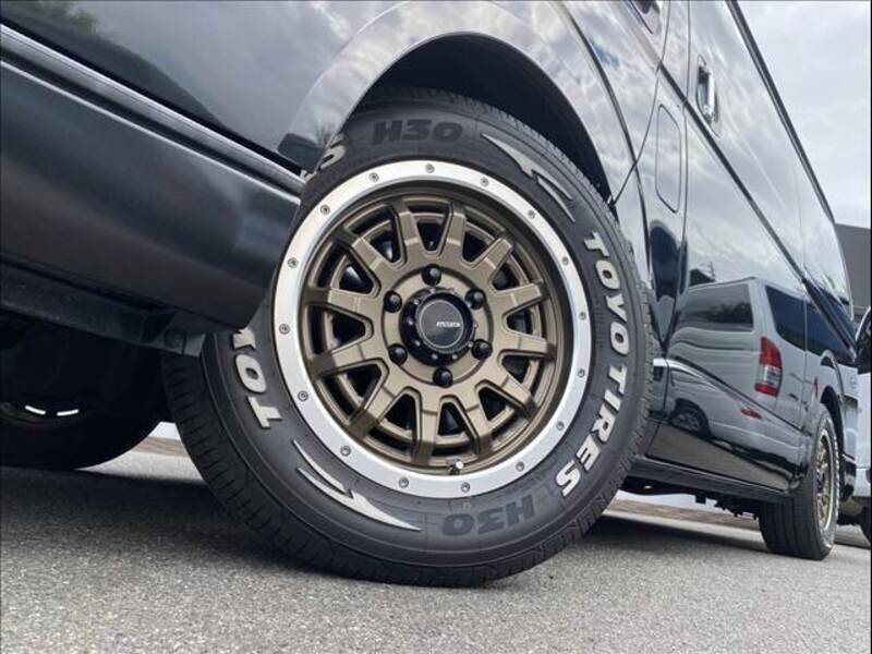 HIACE VAN