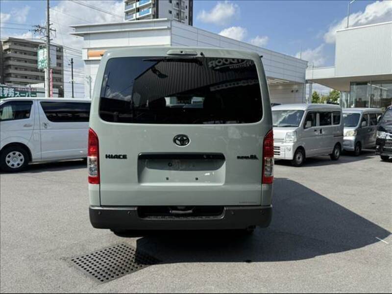 HIACE VAN