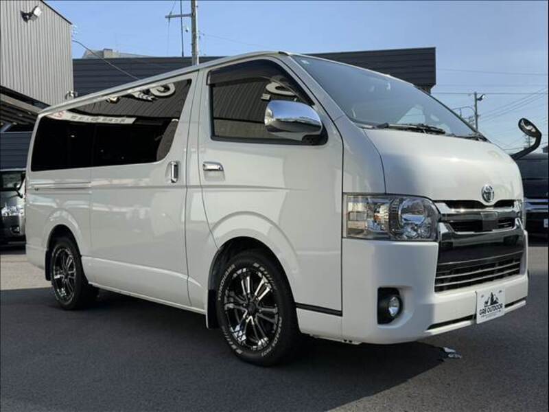 HIACE VAN