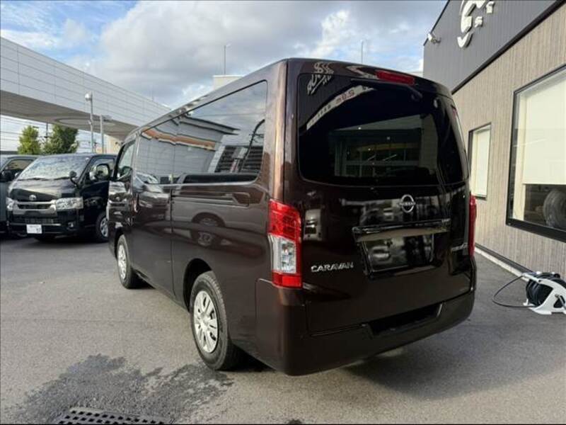 CARAVAN VAN