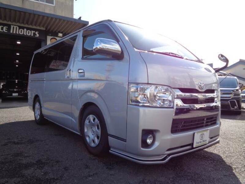 HIACE VAN
