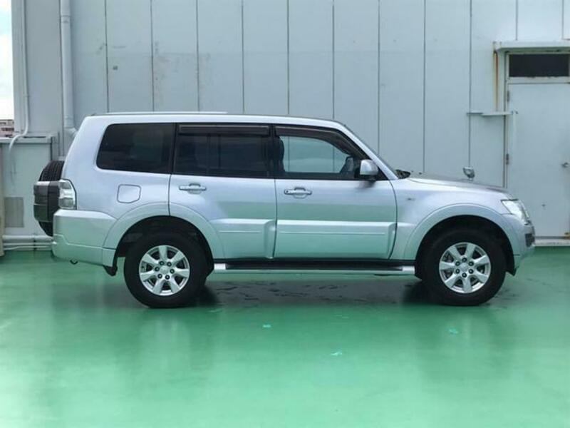 PAJERO-3