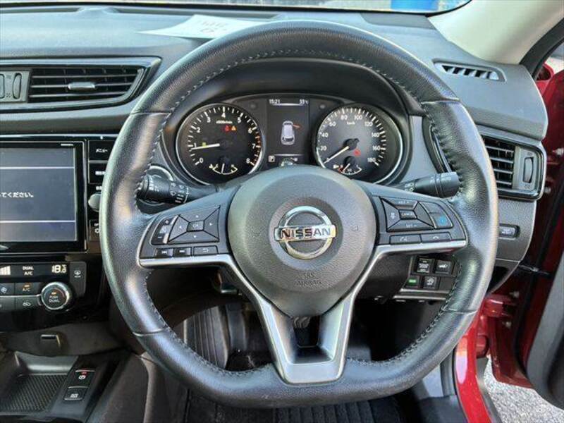 X-TRAIL