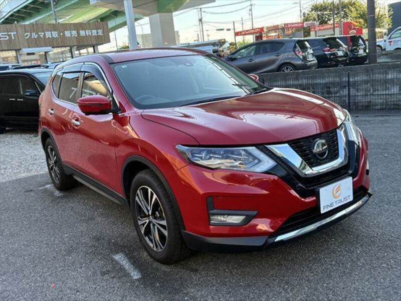 X-TRAIL