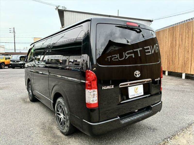 HIACE VAN