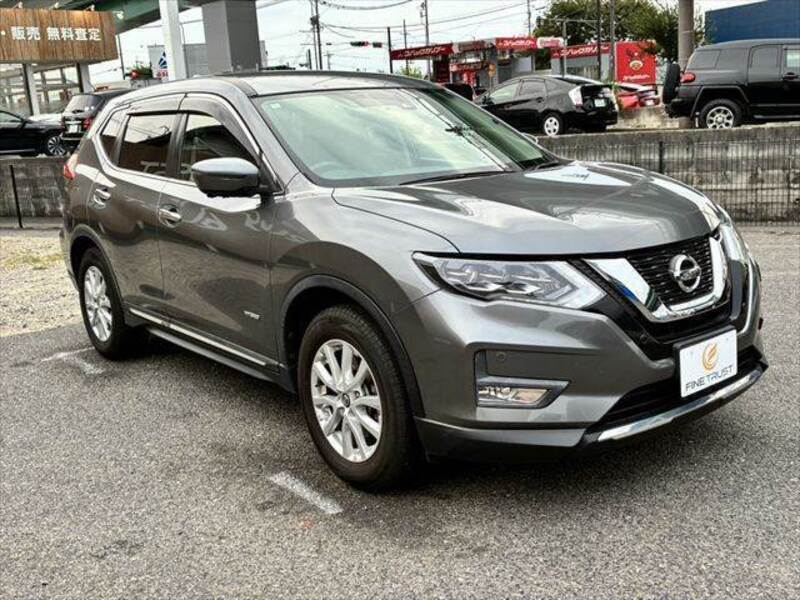 X-TRAIL