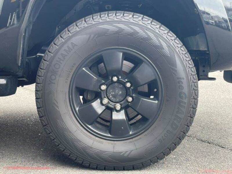 HILUX SURF