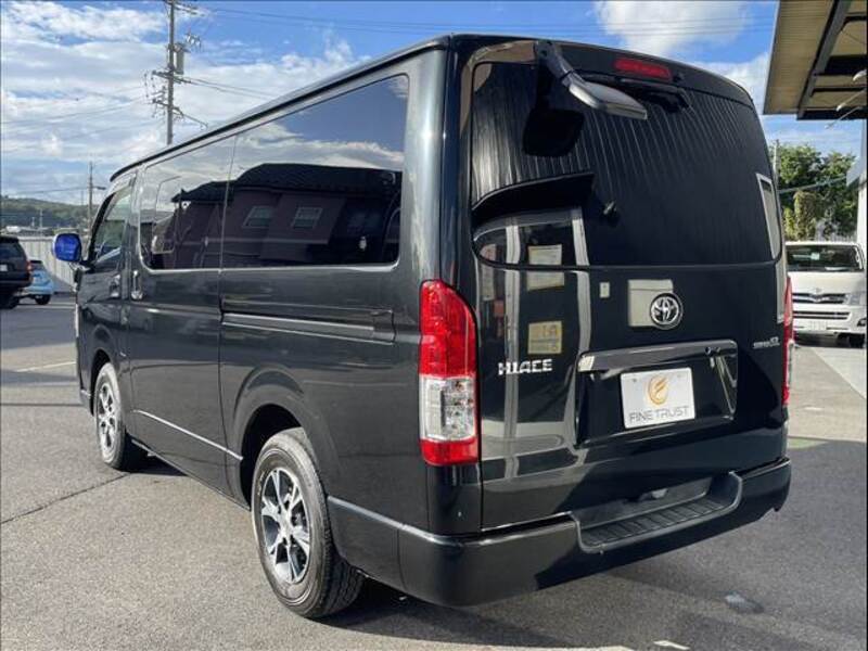 HIACE VAN