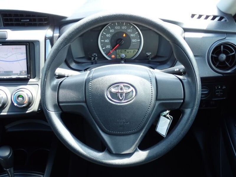 COROLLA AXIO