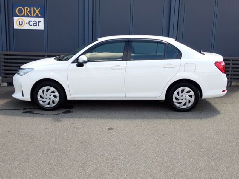 COROLLA AXIO