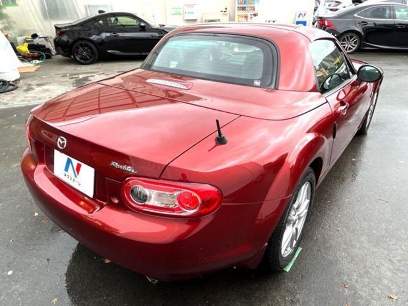 ROADSTER