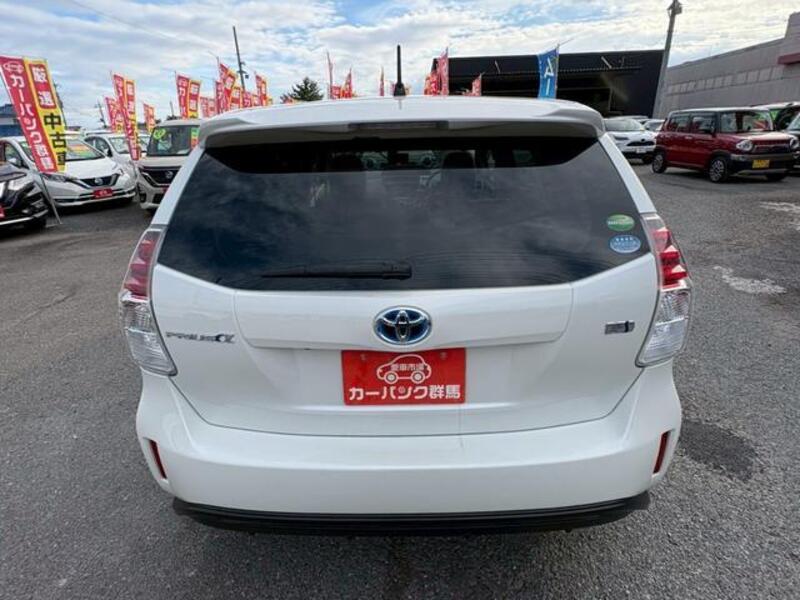 PRIUS ALPHA