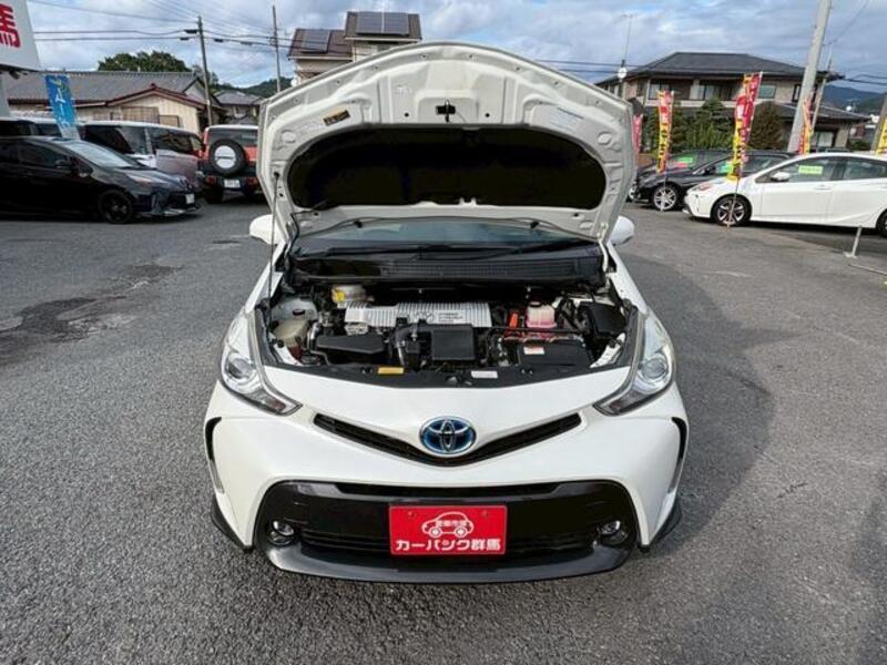 PRIUS ALPHA