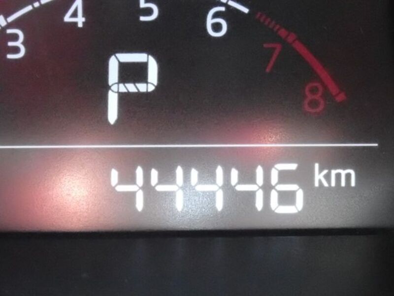 MAZDA2