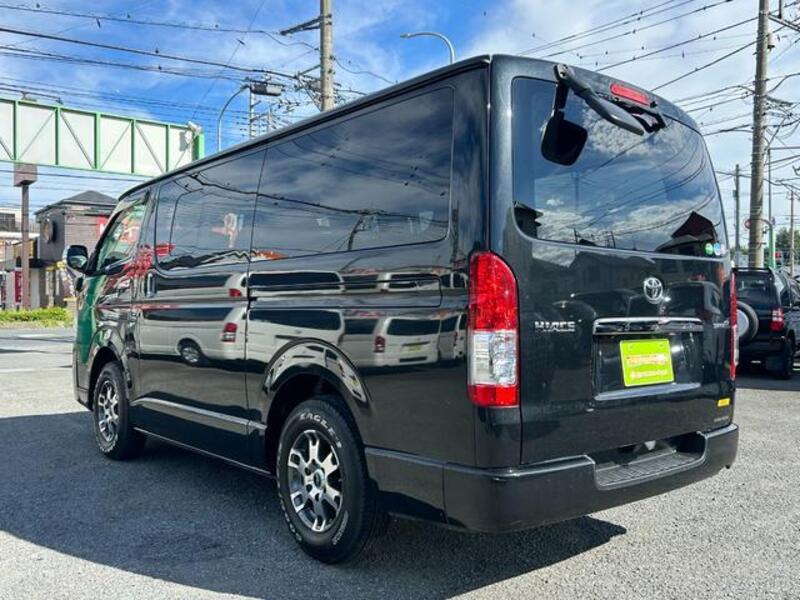 HIACE VAN