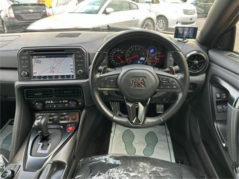 GT-R