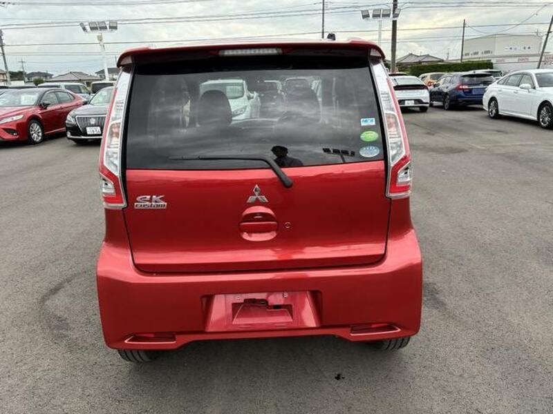 EK CUSTOM
