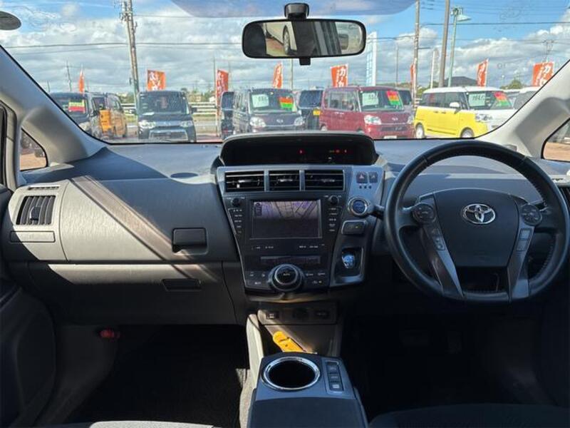 PRIUS ALPHA