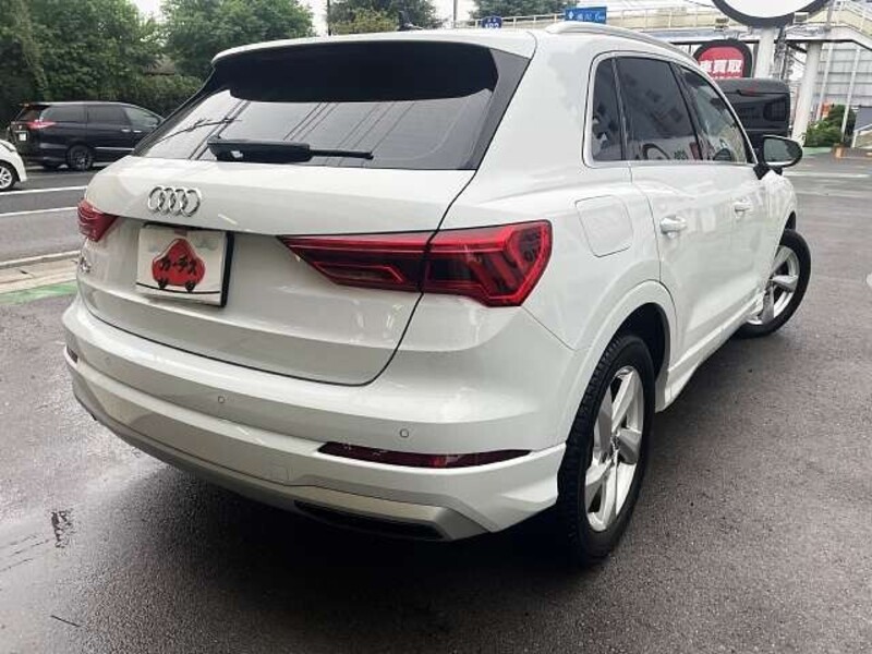 Q3