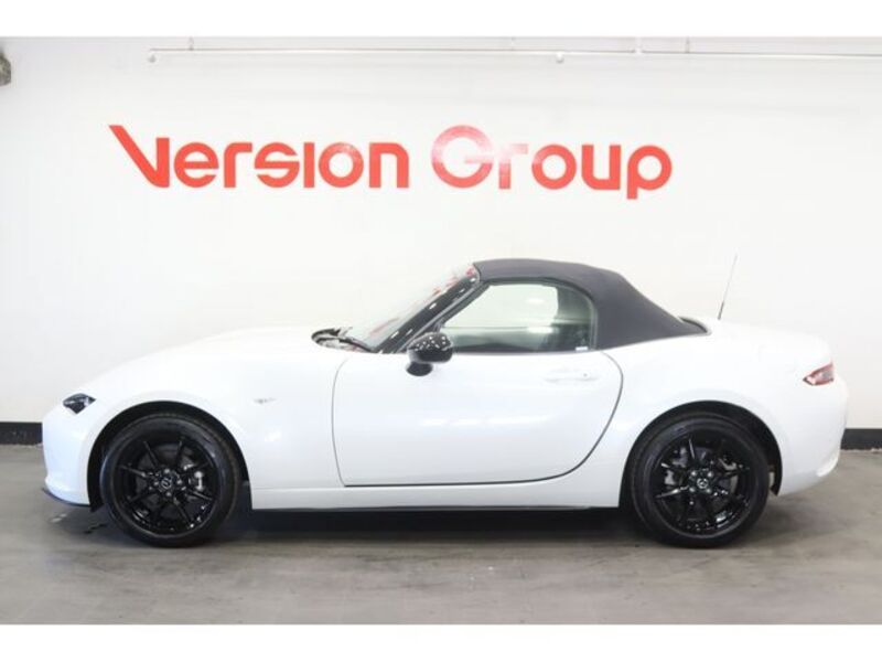 ROADSTER