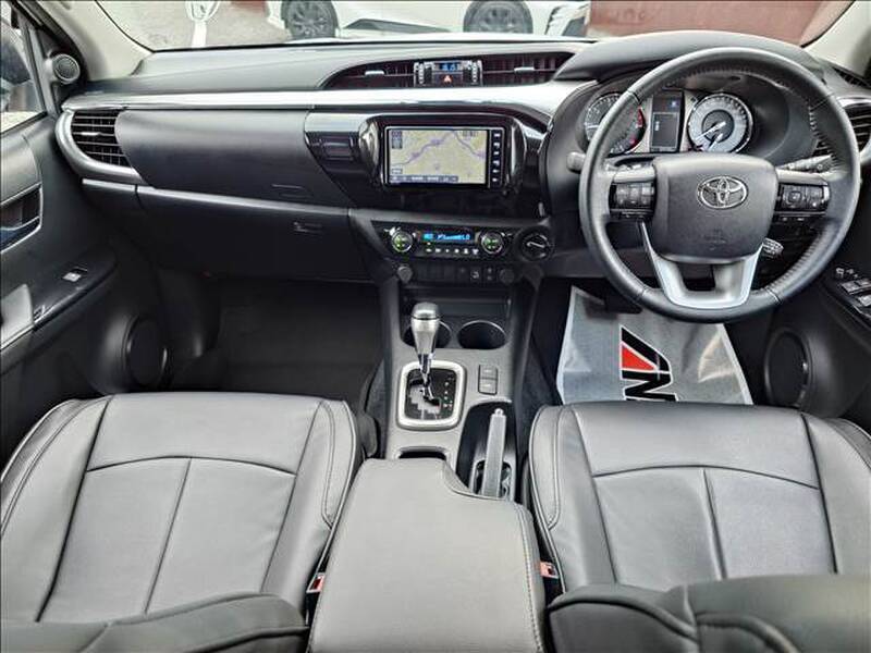 HILUX