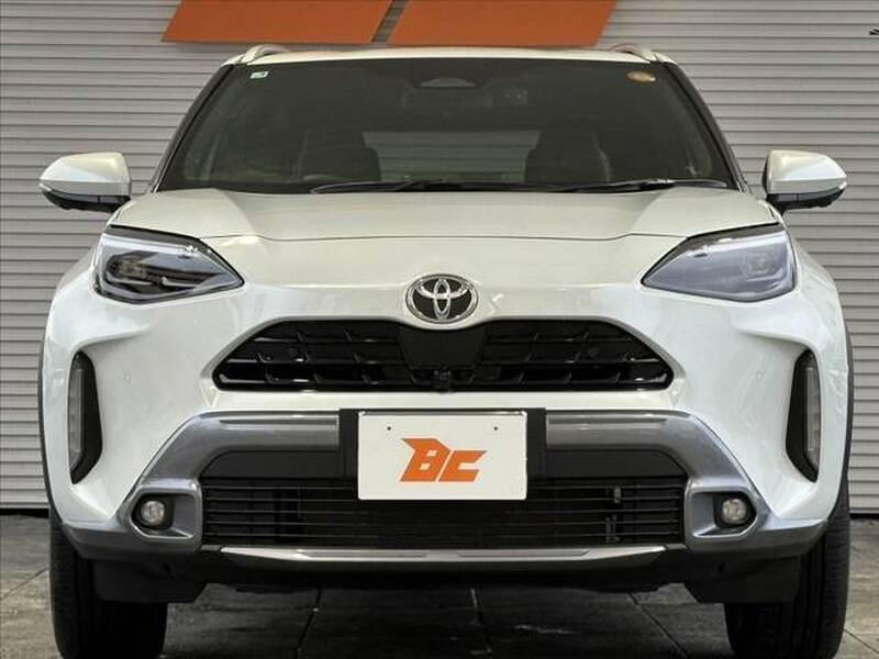YARIS CROSS