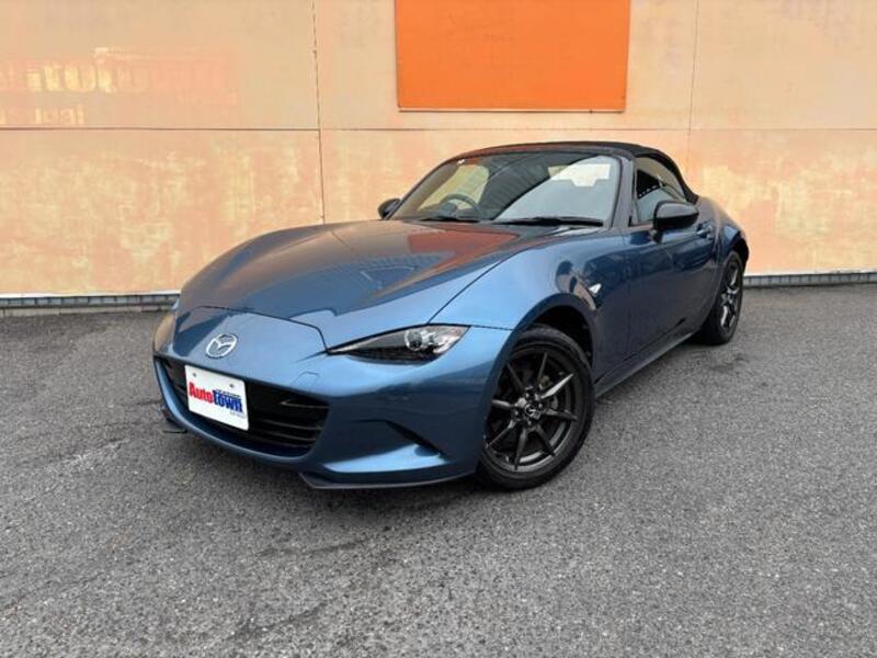 ROADSTER
