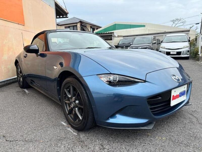 ROADSTER