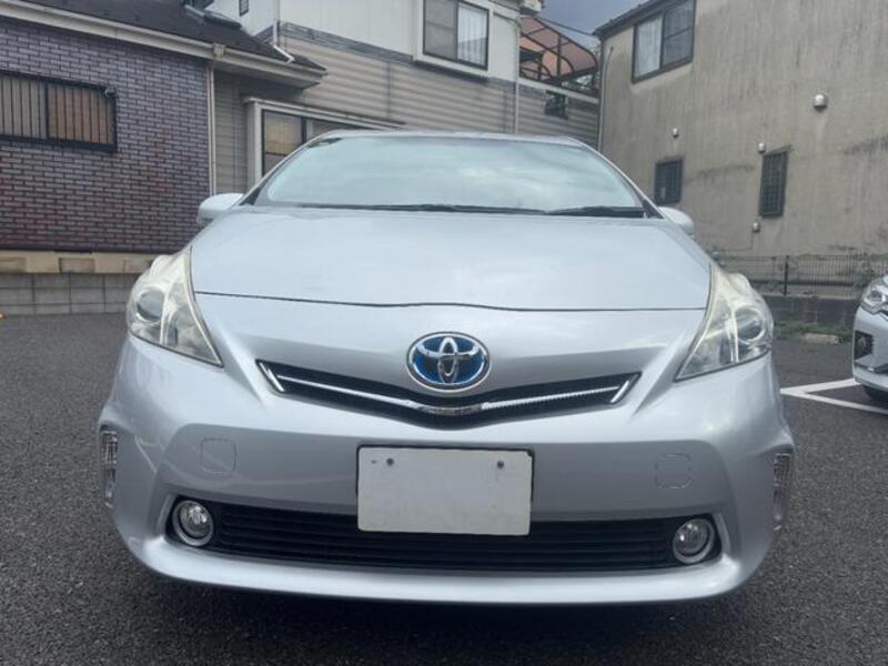 PRIUS ALPHA