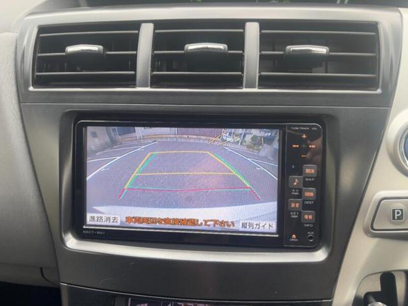 PRIUS ALPHA