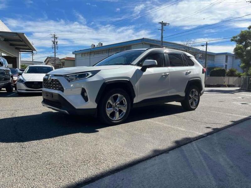RAV4